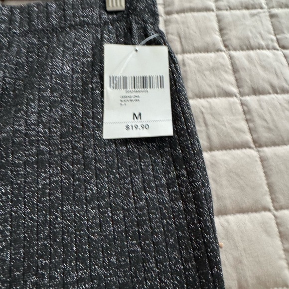 NWT Forever 21 Black Sparkling Flared Pants Size Medium - Picture 16 of 16